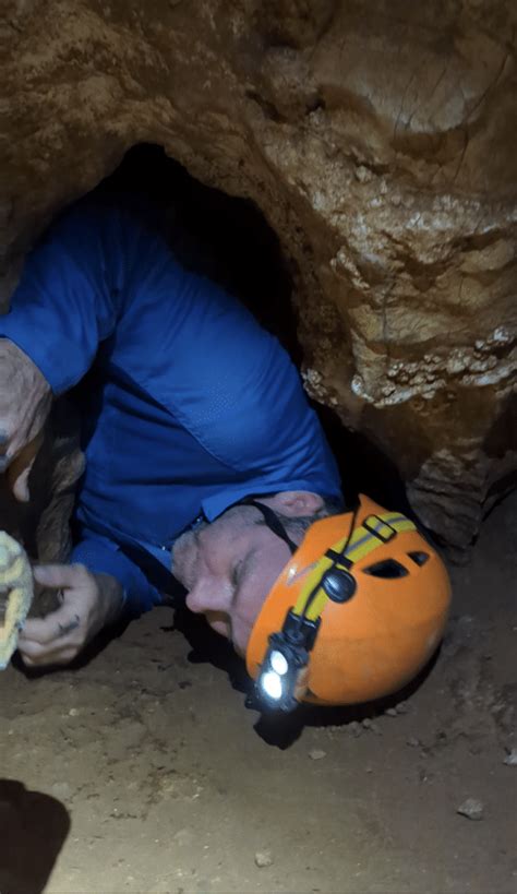 Adventure caving at the Jenolan caves - Four Worn Soles