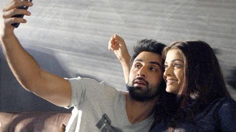 A Foto Invis Vel De Ranbir Kapoor Aishwarya Rai Bachchan Dos Sets De Ae