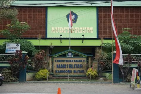 Blitar Punya Nih Berikut Daftar Lengkap Ma Sma Terbaik Di Kabupaten