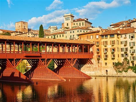 MERCATINI DI NATALE BASSANO DEL GRAPPA E MAROSTICA La Girandola Viaggi