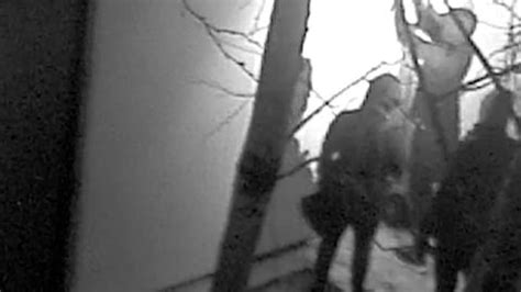 See thieves blow up door in daring museum heist | Haystack News