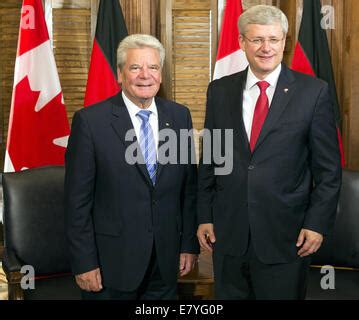 Premierminister Stephen Harper Trifft Sich Am Donnerstag Den