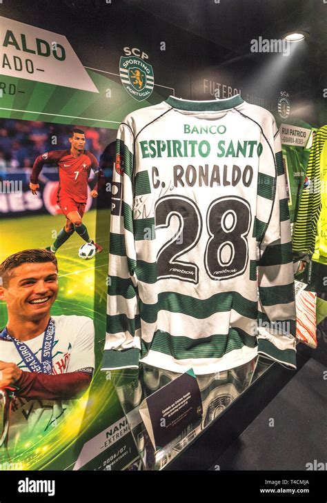 Cristiano Ronaldo Sporting Lisbon / Sporting Lisbon President Wants ...