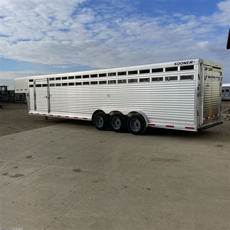 2024 Sooner SR7632 Livestock Trailer 32 Ft W/3 Compartments