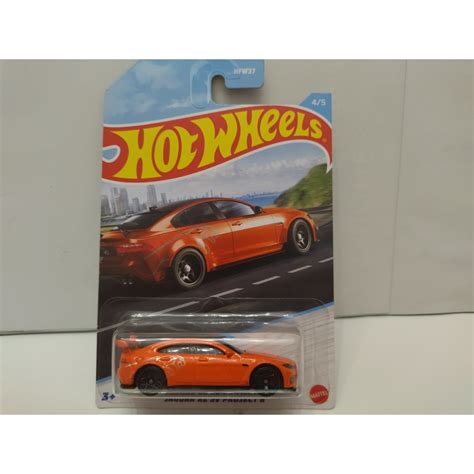 JAGUAR XE SV PROJECT 8 4 5 LUXURY SEDAN 1 64 HOT WHEELS BCN STOCK CARS