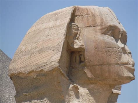 Detalle Del Rostro De La GRAN ESFINGE Situada En La Meseta De Guiza A