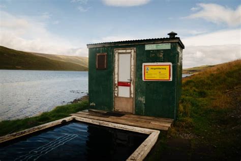 Hot Spring Etiquette Rules To Know Before You Soak Anna Tee