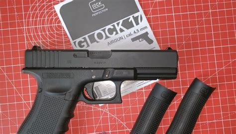 Umarex Glock 17 Gen 4 | CO2 Pistol Reviews | Gun Mart