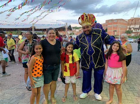 Portal Maltanet Santana Na Folia Ltimo Dia De Festa Momesca