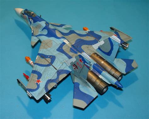SU-33 1/72 ZVEZDA