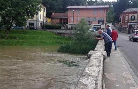 Maltempo Temporali In Lombardia Esonda Il Seveso A Milano Il Lambro