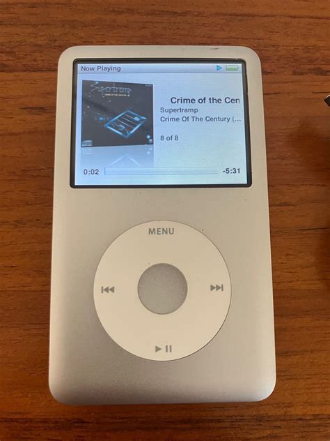 Apple - iPod Classic 160 Gb Hardly Used Ipod - Catawiki