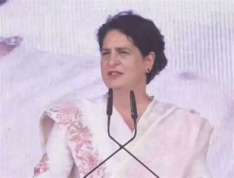 Priyanka Gandhi భాజపా పెద్ద హామీలు ఇస్తుంది కానీ వాటిని