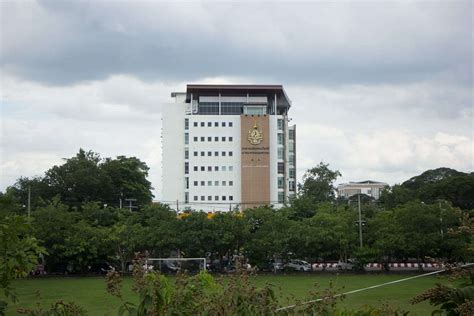 Chiang Mai University - Address, Facilities & Sporting Grounds, Thailand