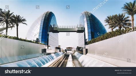 Monorail Station Palm Jumeirah Dubai Uae Stock Photo 2198768689 ...