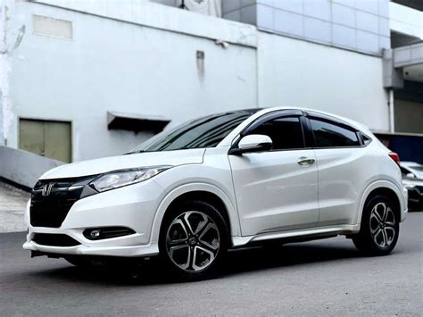 DP 5jt HONDA HRV 1 8 PRESTIGE CVT 2015 PUTIH Mobil Bekas 902053271