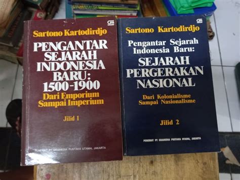 Jual Pengantar Sejarah Indonesia Baru Jilid Sartono Kartodirdjo