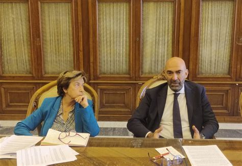 BARI PRESENTATA LA DELIBERA DI INDIRIZZO PER IL NUOVO PIANO