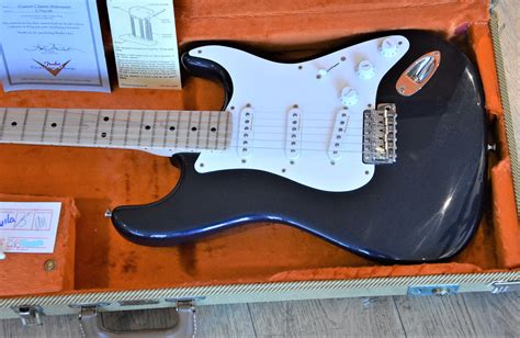 Guitares Electriques Fender Eric CLAPTON CUSTOM SHOP MERCEDES BLUE 2004