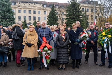 Elbl Anie Uczcili Rocznic Odzyskania Niepodleg O Ci