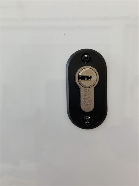 Van Security Deadlock Van Locks Peterborough Cambridgeshire