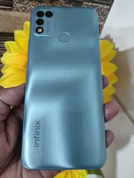 Infinix Hot 10 Play With 6 82 Inch HD Display 13MP AI Dual Rear Camera 6000mAh Battery