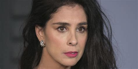 Sarah Silverman And Other Stars Go Naked To Urge People To Vote