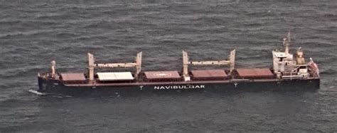 Hijacked Bulker Winds Up Off Somalia S Northern Coast