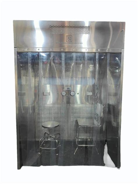 Polished Rectangular Stainless Steel Dispensing Booth For Laboratory