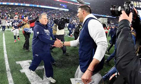 Mike Vrabel Complicating New England Patriots' Bill Belichick Decision ...