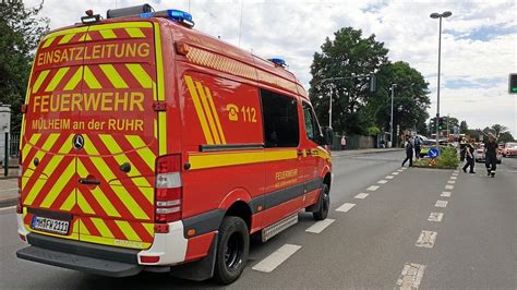 Unfall In M Lheim Kind Angefahren Hubschrauber Im Einsatz