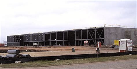 Photos of new buildings in Bastrop, Texas, Page 4 - 2002-2003