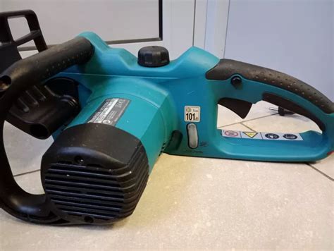 PIŁA ŁAŃCUCHOWA ELEKTRYCZNA MAKITA UC3520A | Piły łańcuchowe | Loombard.pl