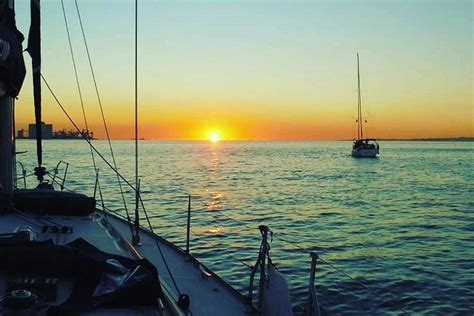 Sunset Sailing Tour On The Tagus River