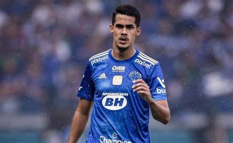 Vasco Tem Interesse Em Lucas Oliveira Zagueiro Do Cruzeiro Vasco