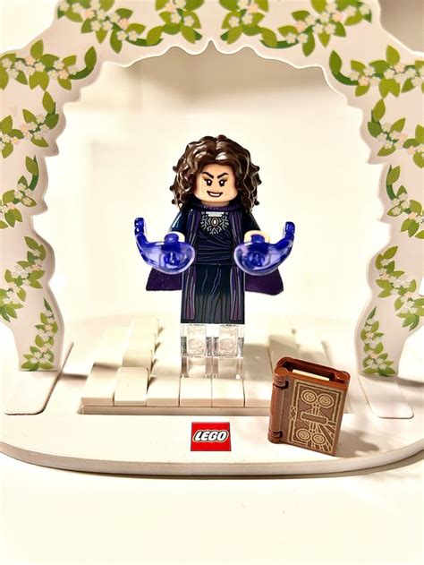 Lego Minifigure Marvel Studios Series Figurine Agatha Harkness