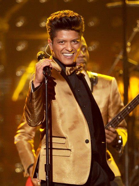 Bruno Mars Performs at the 2012 Grammy Awards - Capital