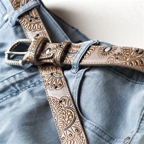 Ремень из кожи "Пейсли. Бежевый и голубой", ширина 3 см – заказать на ...