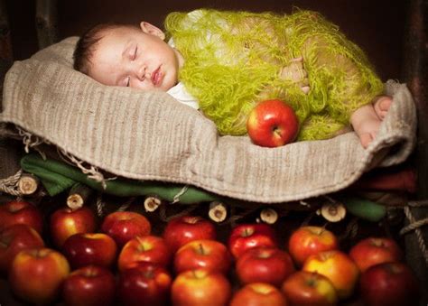 А если бы Ева не съела яблоко?)) | Apple, Food, Fruit