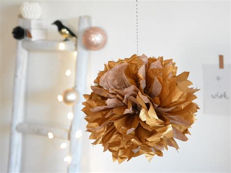 Tuto Faire Des Pompons En Papier Modes Et Travaux