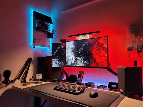 Standing desk setup : r/RateMySetup