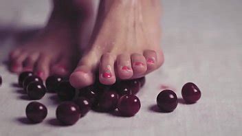 CHERRIES XVIDEOS
