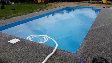 Fibreglass Polyester Swimming Pool M X M X M Insulated In Ground