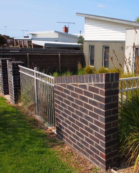 Aluminium Powder Coated Fencing And Balustrading Toughguard20