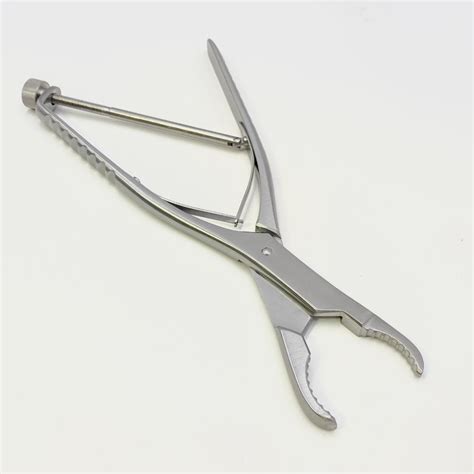 Used Kmedic Km Ulrich Self Retaining Bone Holding Forceps