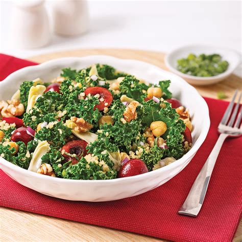 Salade Repas De Chou Kale Aux Artichauts Et Cerises Les Recettes De Caty