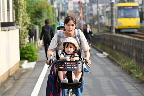 【写真 15枚】連続ドラマ「知ってるワイフ」第1話のワンシーン（c）フジテレビ Mantanweb（まんたんウェブ）