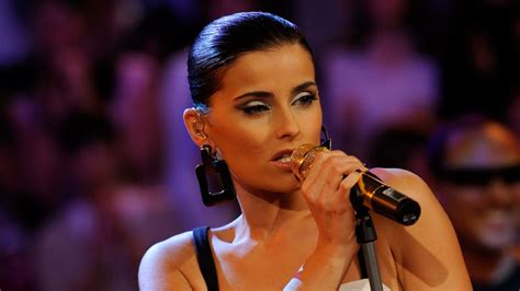 La Vida De Nelly Furtado 20 Años Después De Im Like A Bird Europa Fm