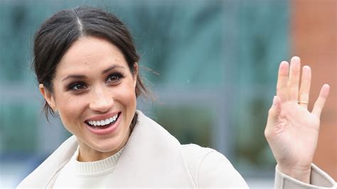 Meghan Markle Revealed As Guest Editor Of British Vogues September