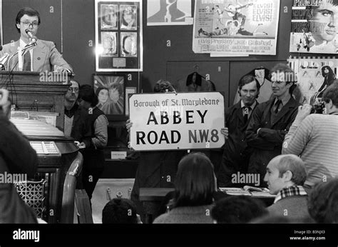 Beatles memorabilia hi-res stock photography and images - Alamy